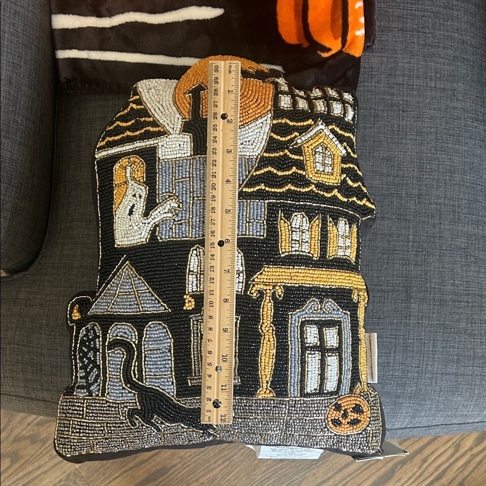 Haunted House Blanket and Beaded Haunted House Pillow Set - Picture 4 of 9